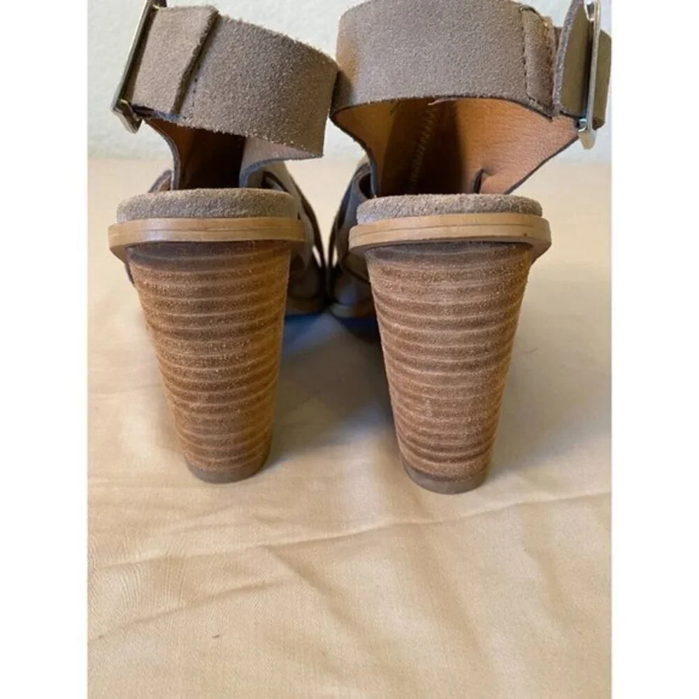 NWOT Diba brand Womens‎ Slingback Peep Toe Chunky Heel Size 8.5